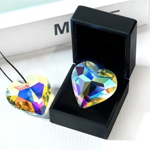 Transparent Heart Crystal Necklace Sun Reflection