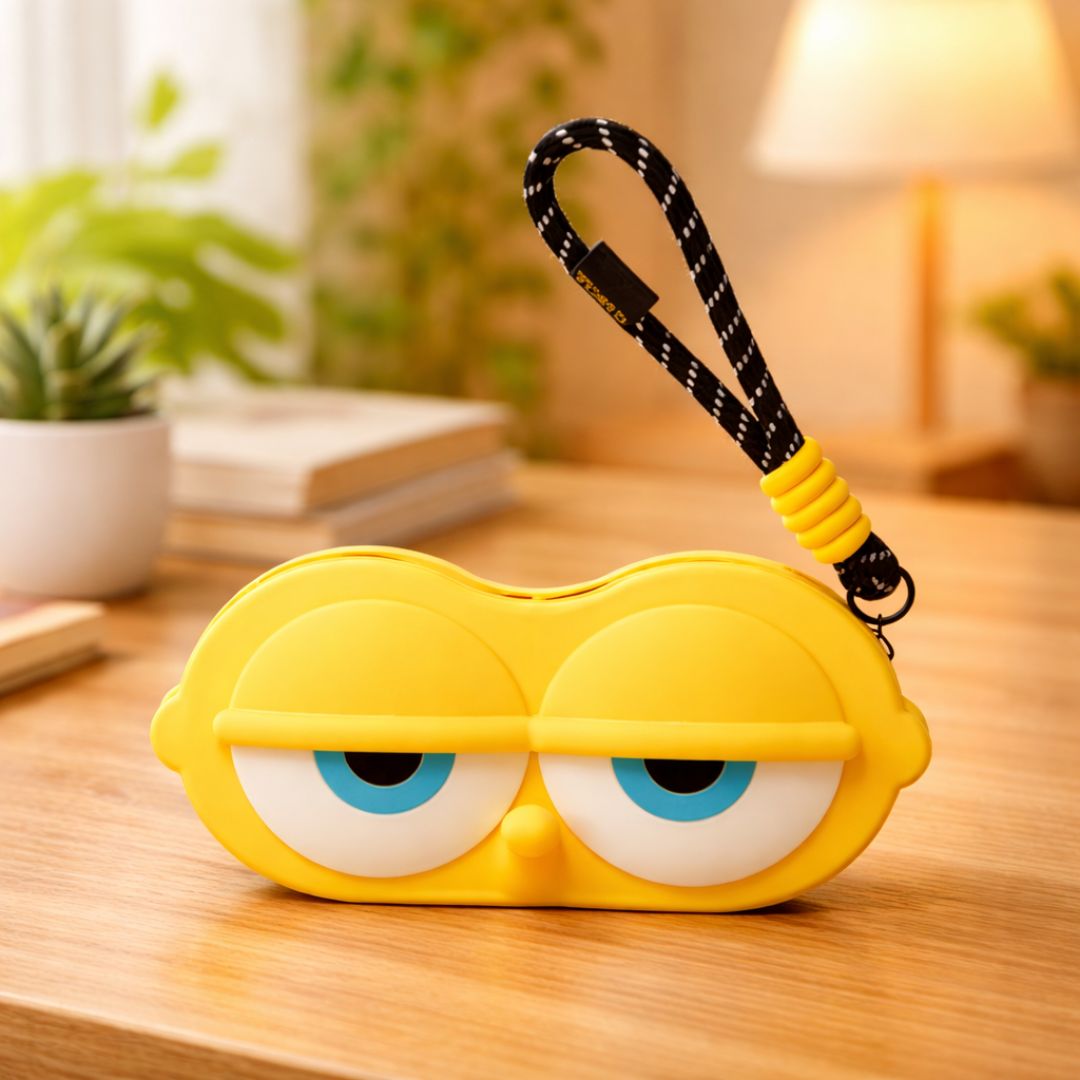 SleepyBlink Pouch