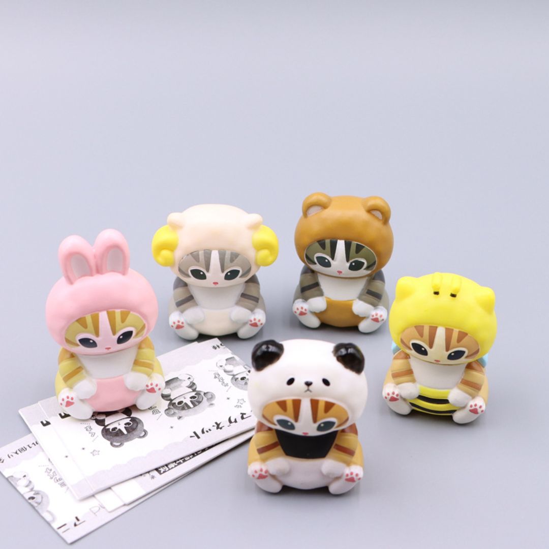 Adorable Kitty Figurine For Cat Lovers