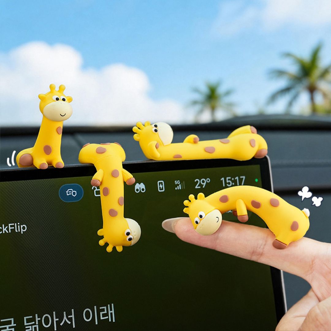 Eye-catching Giraffe-shaped Small Figurines