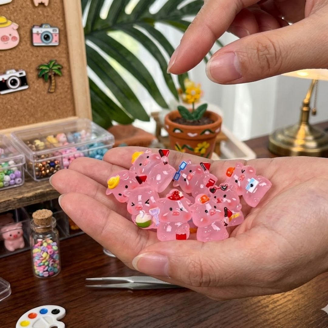 Mini Pig Resin Figurines Set