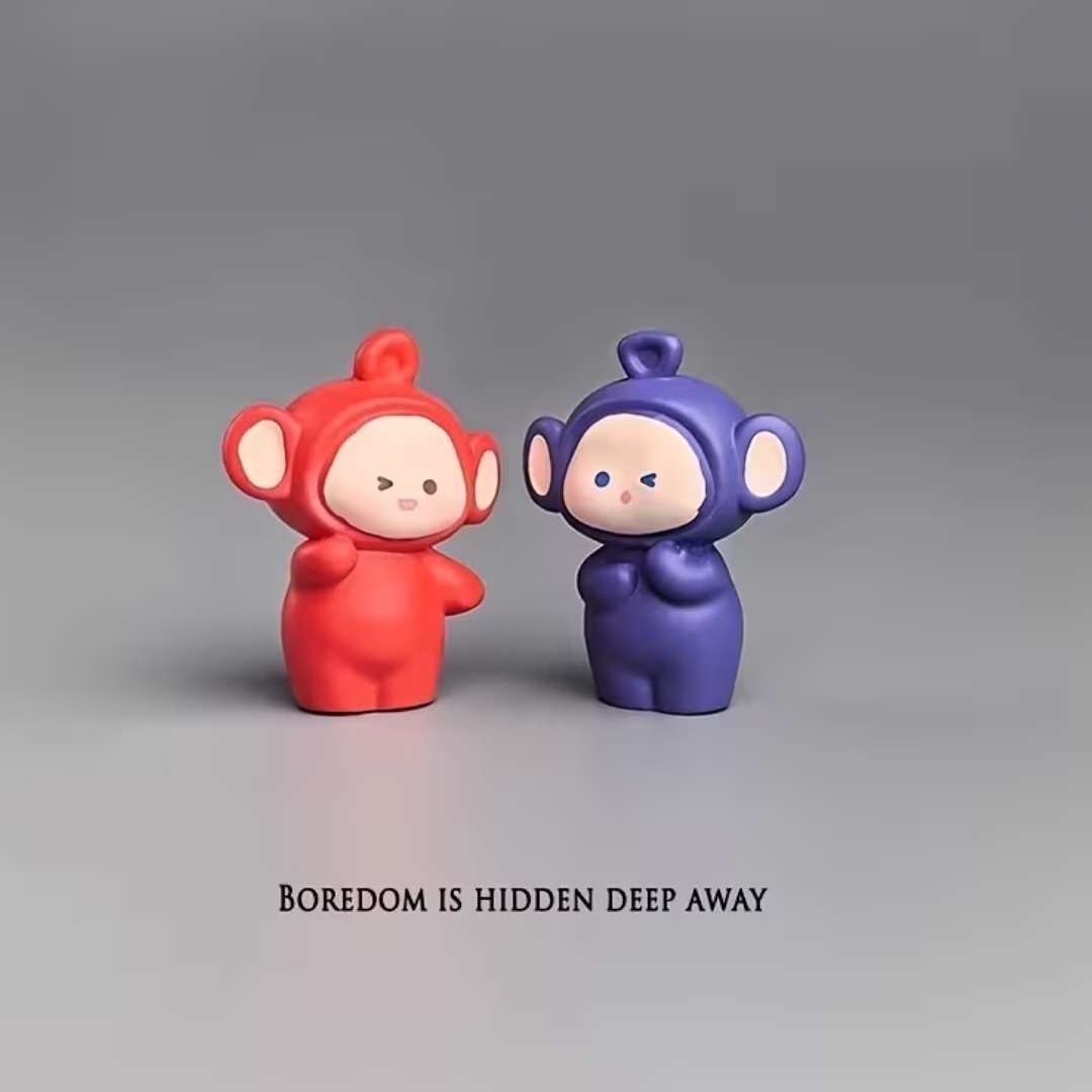 Alien Youngsters Desktop Ornament