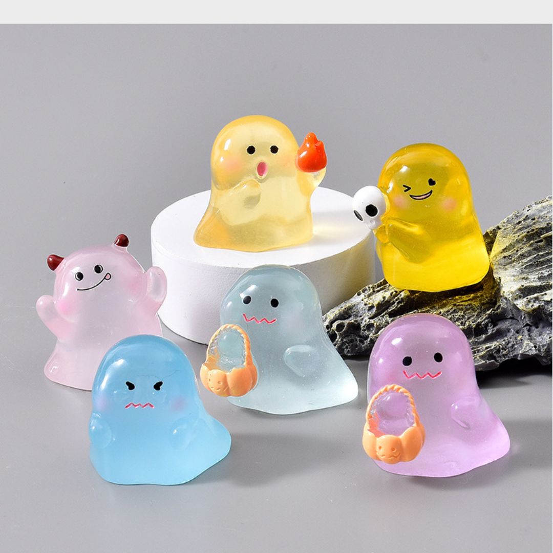 Mini Glowing Ghost Halloween Desk Decor