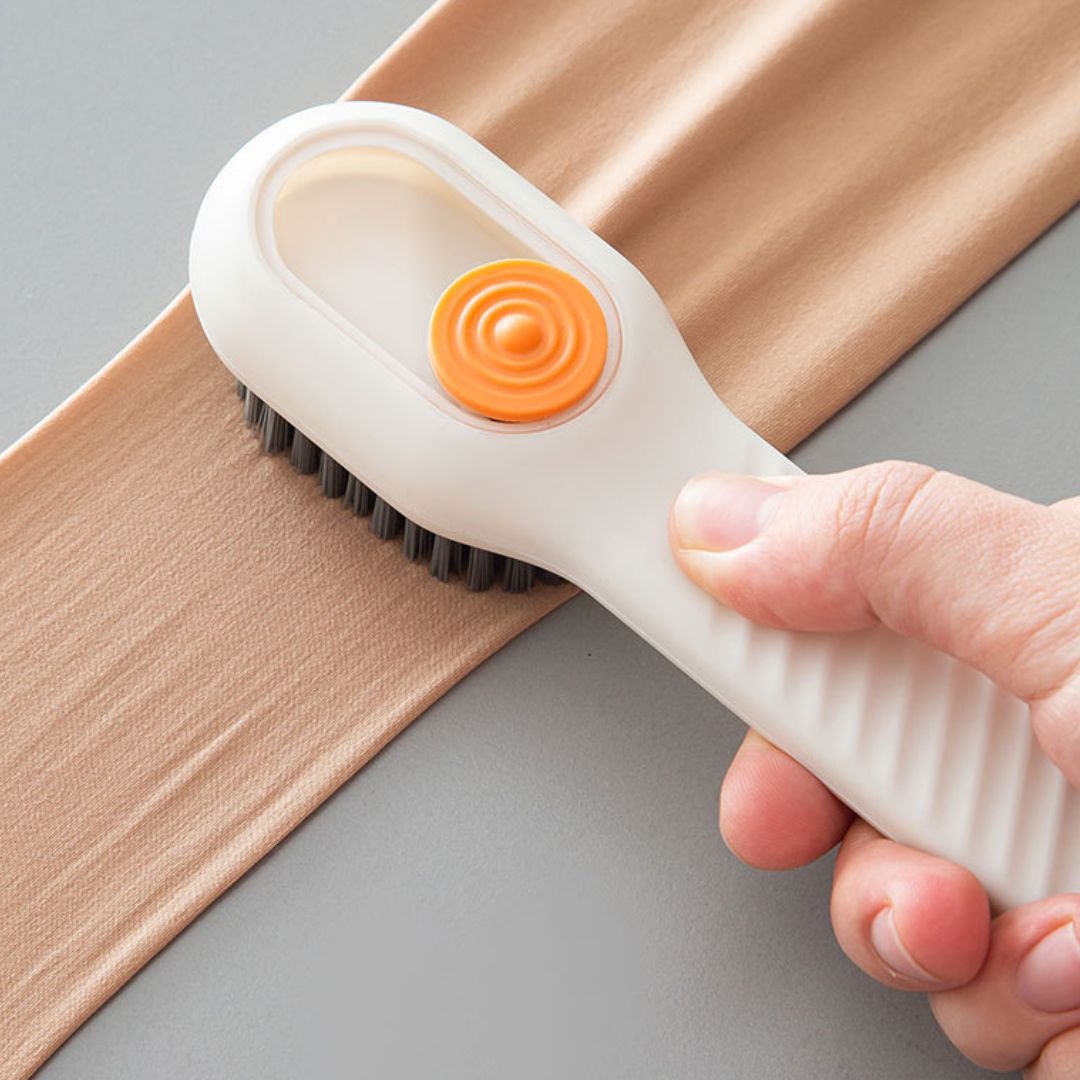 Multifunctional PP Liquid Shoe Brush